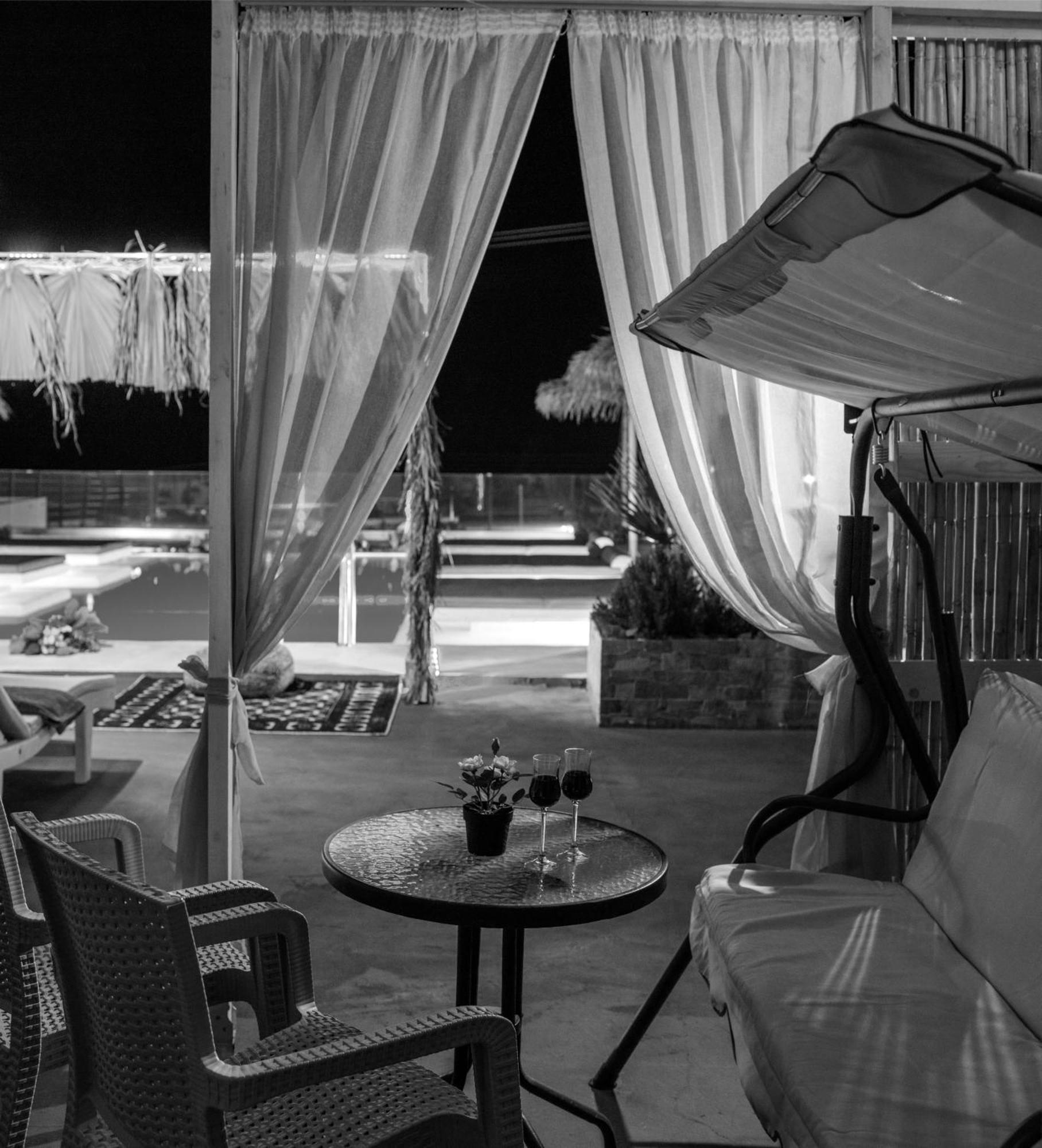 Nalu Suites Fira  Zewnętrze zdjęcie